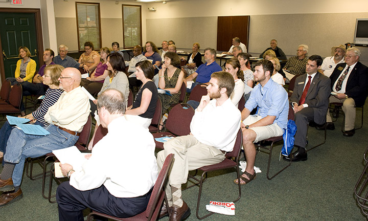 Crowd June 2, 2010